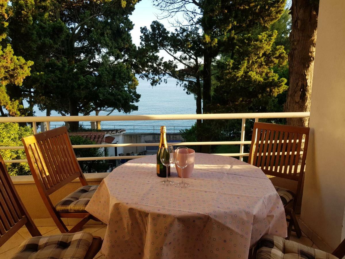 Mare Azzurro Apartments Pula Buitenkant foto